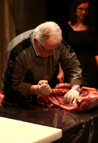 Demonstrations at the stage on meat cutting